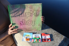 Load image into Gallery viewer, Holiday CBD Sample Package